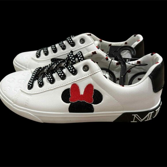 Disney Shoes - Women's 9.5 Minnie Mouse shoes NEW